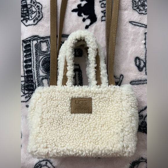 UGG x telfar Small Bag - Picture 3 of 8
